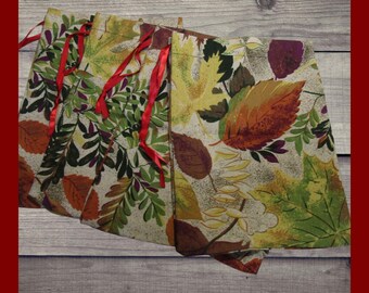 4 Autumn Gift Bags. Large fabric drawstring bags in fall foliage themes. Easy gift wrap bags. Storage bags. Large gift bags.