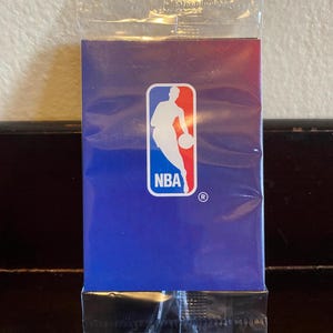 Lot de cartes de basket-ball vintage : - Cartes-questionnaires Skybox 1995 de l'équipe NBA