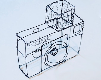 Wire Sculpture of Retro Camera, Gift for Photographer, Photography Ornament, Antique Camera, Unique Fathers Day Gift