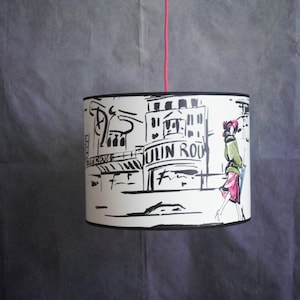 Canovas "Les Parisiennes" wallpaper lampshade suspension.