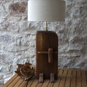 Brutalism table lamp, oak sculpture, banana fiber fabric drum lampshade.
