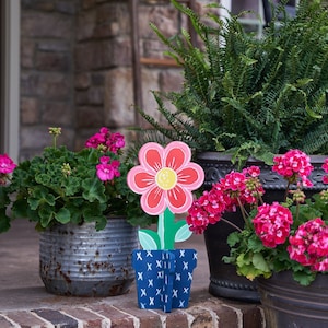 18 in. Slotted Standing Flower* Unfinished* Porch Decor* Springtime Craft