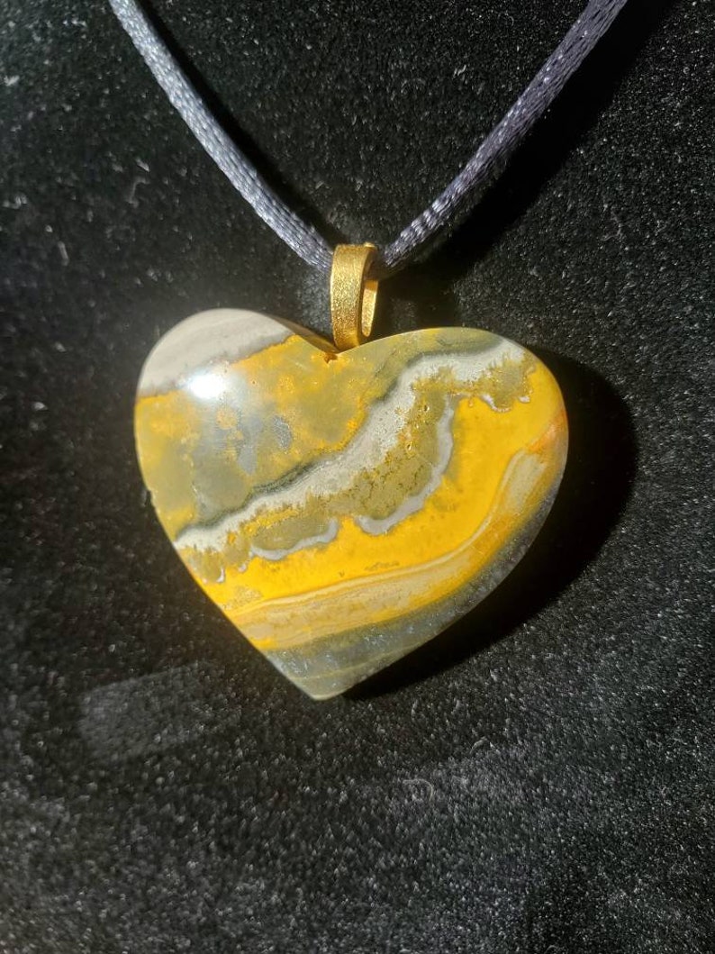 Bumblebee Jasper Heart pendants image 5