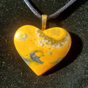 Bumblebee Jasper Heart pendants image 6