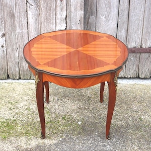 Table basse vintage en marqueterie de palissandre – Table de salon – Style Louis XV