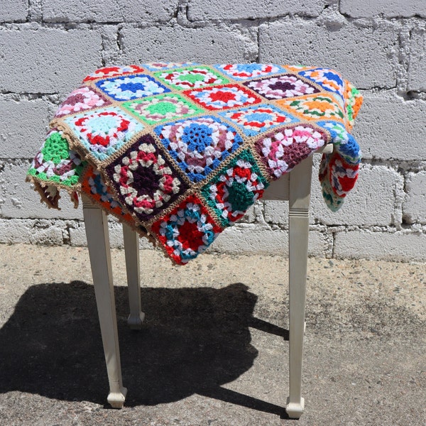 French Afghan Throw-Blanket-large Vintage handmade Crochet Blanket 170 cmx130 cm 70s