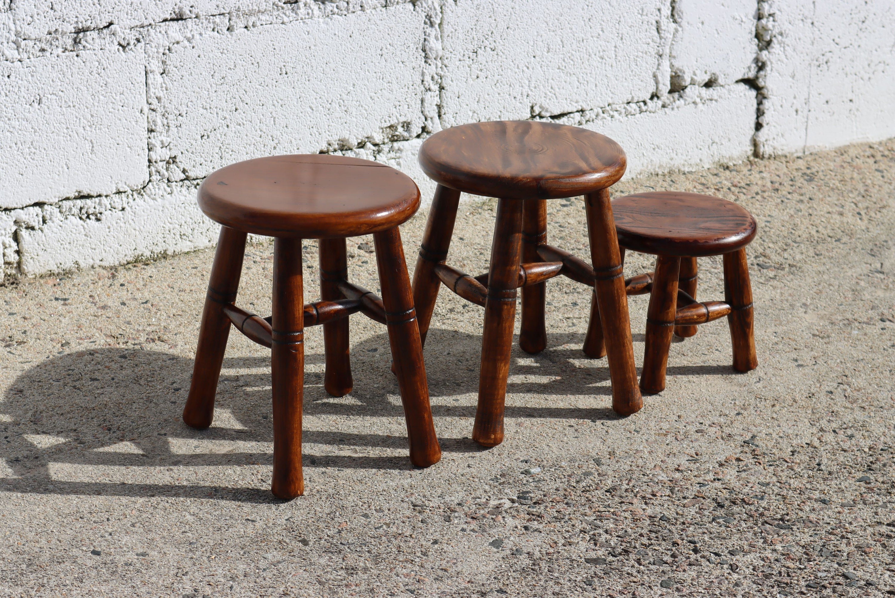 Ensemble de 3 Tabourets en Bois Vintage Français - Tabourets Traite Stands Plantes en Tables Nuit An