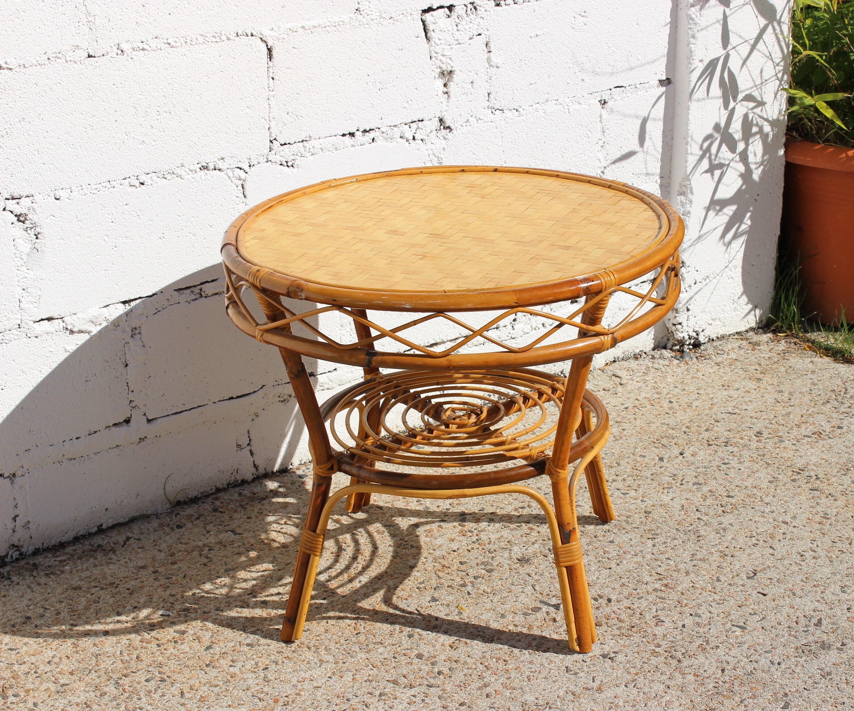 Français Vintage Bamboo Coffee Table-Round Outdoor Table - à Manger en Bambou-Table Patio -60S