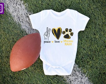 St Louis One-Piece Missouri Bodysuit STL Baby Shower Gift Gender Neutral Missouri Baby The Busy Bee