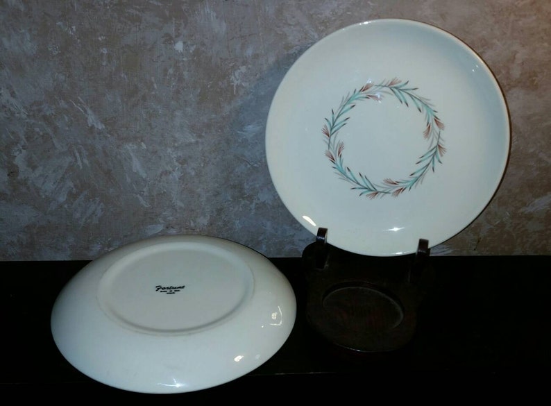 Taylor Smith Taylor Fortune Saladbread Plates
