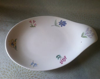 Eva Zeisel Platter designed  for Hall mid century