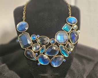 Statement Blue Crystal Bib Necklace, Gold Tone Faceted Gem Necklace, Bold Chunky Blue Jewelry, Evening Glam Necklace, Joan Rivers tlb08