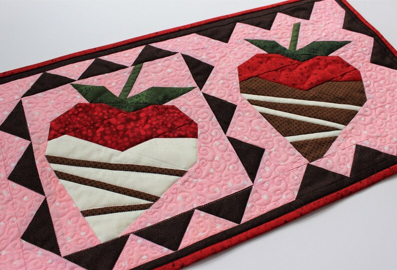 Chocolate Dipped Strawberries Table Runner, Instant Download PDF Quilt Pattern, Paper Pieced Intermediate Level image 4