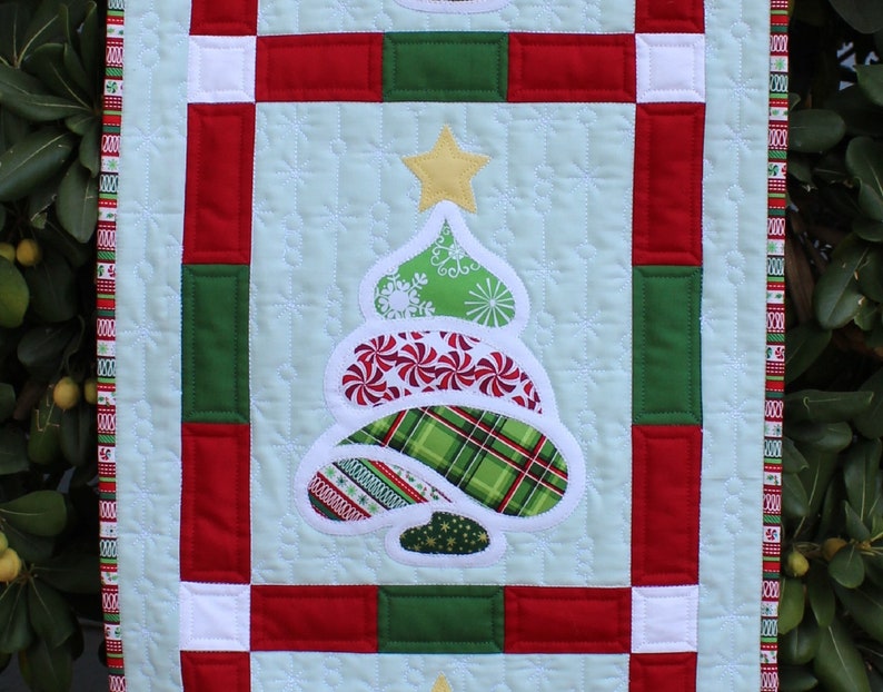 Christmas Trees Wall Hanging Applique Quilt Pattern Etsy