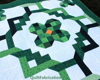 Lucky Clover, Irish Chain, Wall Hanging, PDF Beginner Quilt Pattern, Spring Green