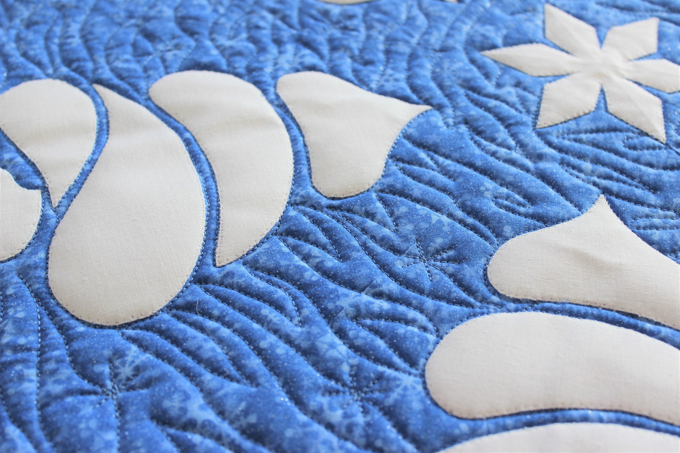Winter Forest Table Topper Quilt Pattern: Beginner Snowflake Tree ...
