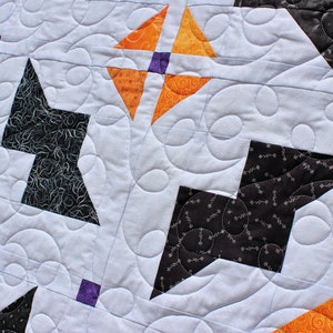 Just Batty, Halloween Quilt Pattern, Multi Sized, Easy Fall Quilt Pattern image 2