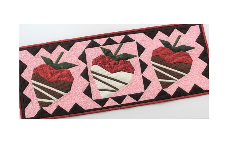 Chocolate Dipped Strawberries Table Runner, Instant Download PDF Quilt Pattern, Paper Pieced Intermediate Level image 2