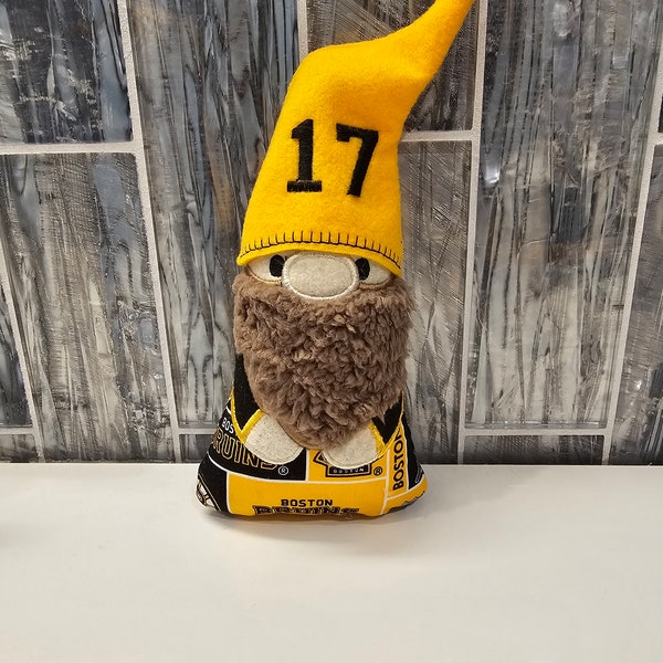 Gnome - Lucic 17