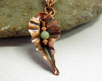 Copper Leaf Pendant, Form Folded Copper Leaf Necklace, Sage Green Aventurine Necklace, Green and Copper Jewelry, Handmade Copper Chain