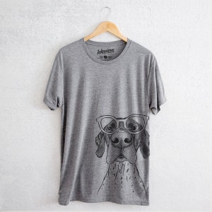 Booze the German Shorthaired Pointer - Short Sleeve Crewneck T-Shirt - Dog Mom Shirt, Dog Lover Gift, German Shorthair Pointer, GSP Shirt