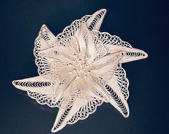 Italian Style Filigree 925 Sterling Silver Delicate Lily Flower Intricate Openwork Large Brooch
