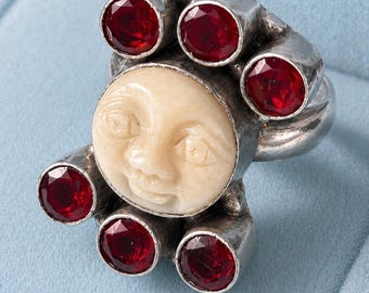 Anel Boho Lua em Prata de Lei 925 | Joia Celestial Esculpida à Mão em Osso e Granada Vermelha | Tamanho O/P (Reino Unido)