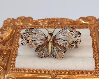 Vintage Italienisch 800er Silber Goldwash Filigrane Schmetterling Brosche Posaune Stiftschloss - Anfang bis Mitte des Jahrhunderts handgefertigter Cannetille Schmuck