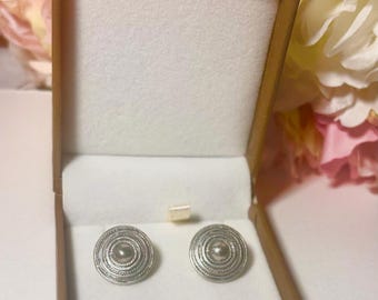 Vintage Sterling Silver Clip-On Earrings – Textured Round Statement Jewellery