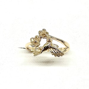 Hummingbird Ring