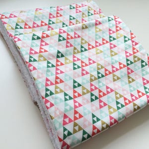 Burp cloths, Burp cloth set, Girl burp cloths, Baby burp cloths, Triangle burp cloths, Modern burp cloths, New baby gift, Baby girl gift