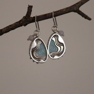 Eddy earrings teardrop shaped dangled earrings with aquamarine blue acrylic inlays and white agate beads on stainless steel hooks image 6