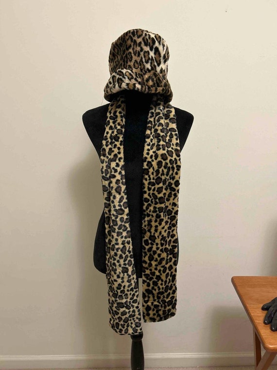 Leopard Cheetah HAT Scarf & Aris Leather Gloves S… - image 4