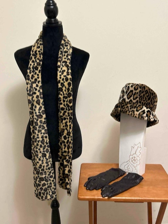 Leopard Cheetah HAT Scarf & Aris Leather Gloves S… - image 1