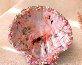 Coastal Cottage Decor Flamingo Shell Dish, Christmas Ornament Coastal home gift, beach bathroom decor,