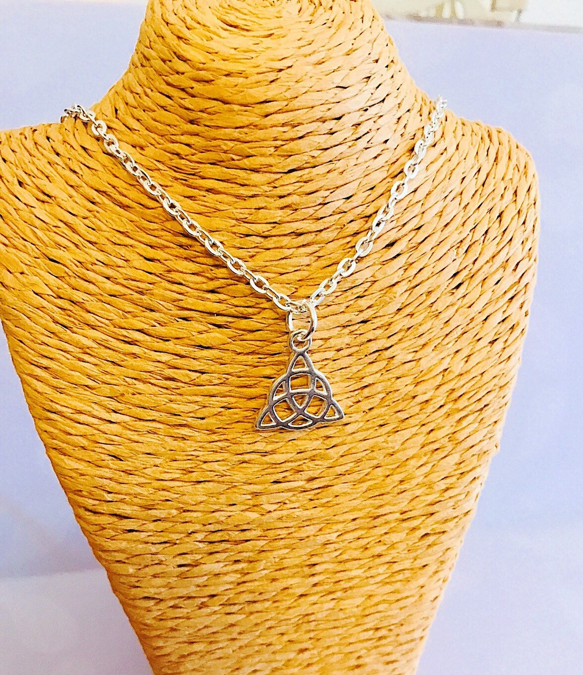 Celtic Knot Necklace Celtic Triqetra Traditional Scottish Etsy