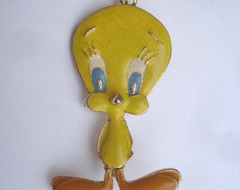 SIX FLAGS WARNER BROS TWEETY BIRD GOLD PICTURE FRAME COLLECTIBLE PIN RARE
