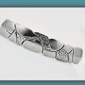 Timeless Modernist Sterling Silver Cuff Bracelet by Renowned Artisan, Robert Nilsson - Sculptural Etched Organic Design