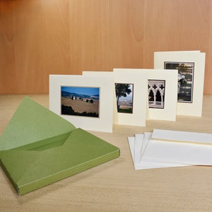 Set di 4 cartoline fotografiche fatte a mano di scene in Italia; con buste