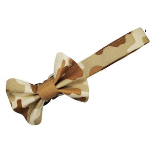 Green and Beige Camo Dog Collar Set – Adjustable Dog Collar with Optional Bow Tie or Flower – Camouflage Pet Accessories