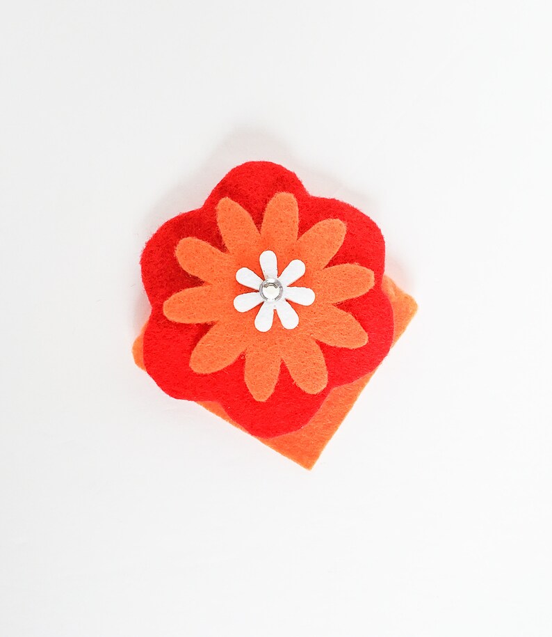 Flower Felt Corner Bookmarks Red/Orange