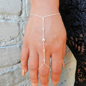 Silver Hand Chain, Hand Ring Bracelet, Ring Chain Bracelet, Attach Ring Bracelet, Boho Bracelet, Christmas Gift, Hand Jewelry, GEHATI