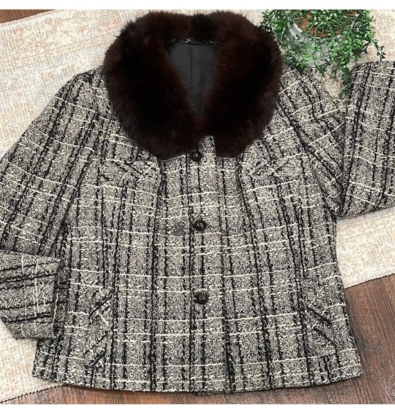 Vintage tweed blazer with fur collar - image 3