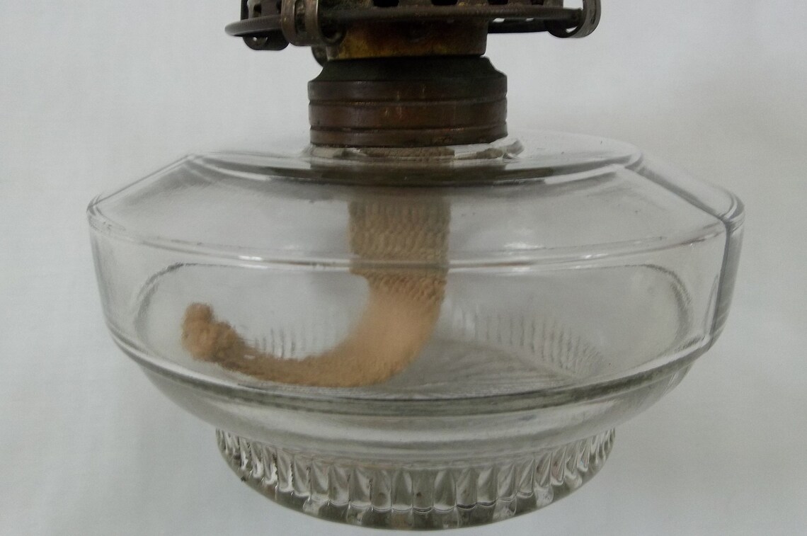 Vintage Queen Anne No. 2 Oil Burning Lamp Clear Glass Etsy