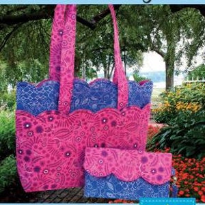 Scalloped Bags by Poor House Quilt Designs - Tote Pattern  - Finished Size 16" x 11.5" x 3"  with or without interfacing