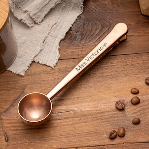 Minimalist Personalized Coffee Spoon Teacher Gift, Custom Engraved Coffee Scoop with Bag Clip for Teacher Appreciation Week LXY1607