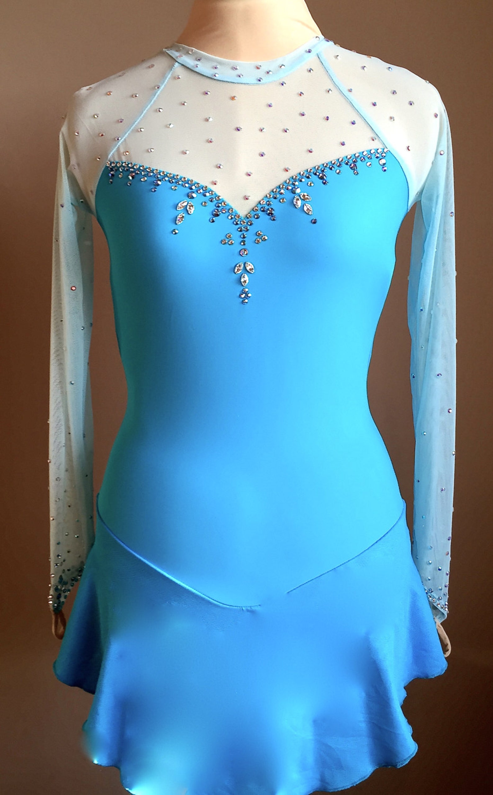 frozen custom outfits