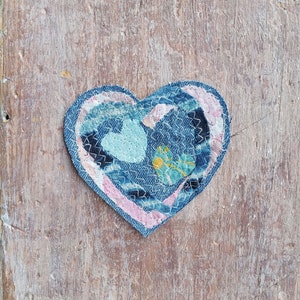 Heart Shaped Stitched Fabric Patch , Sew on Patch