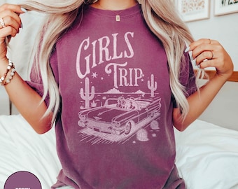 Girls Trip Tee, Vintage Girls Trip TShirt, Women's Vacation T-shirt, Girls Vacation Tee, Classic Retro Girls Trip Tee, Girls Weekend Tee