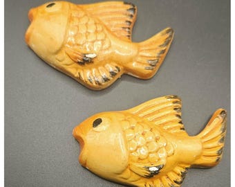 Vtg Chalkware Bathroom Fish Wall Decor 3"